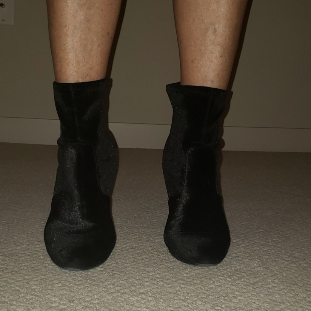 Black Velvet booties
